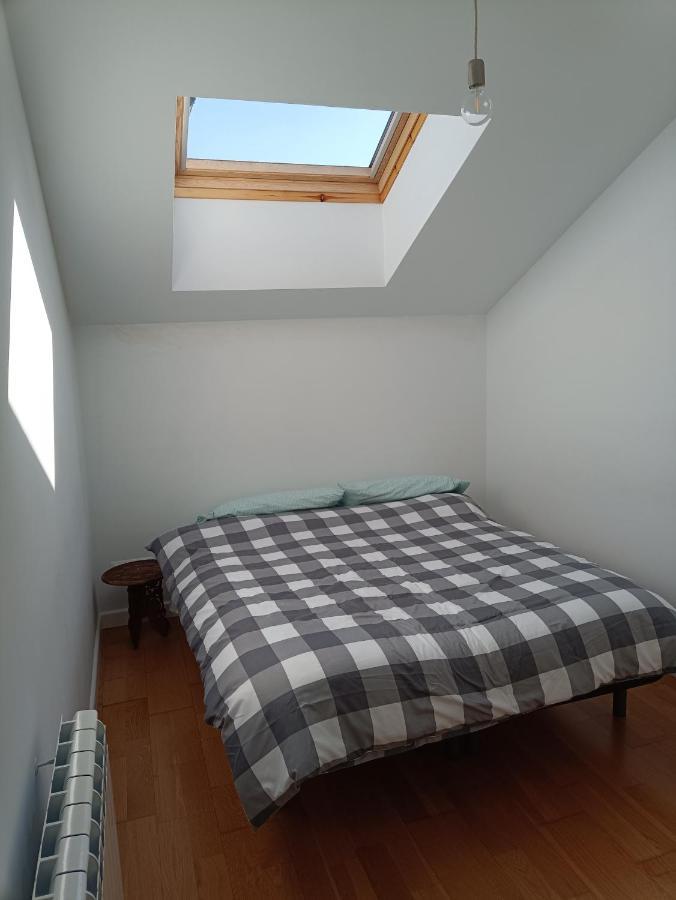 Duplex En Комильяс Экстерьер фото