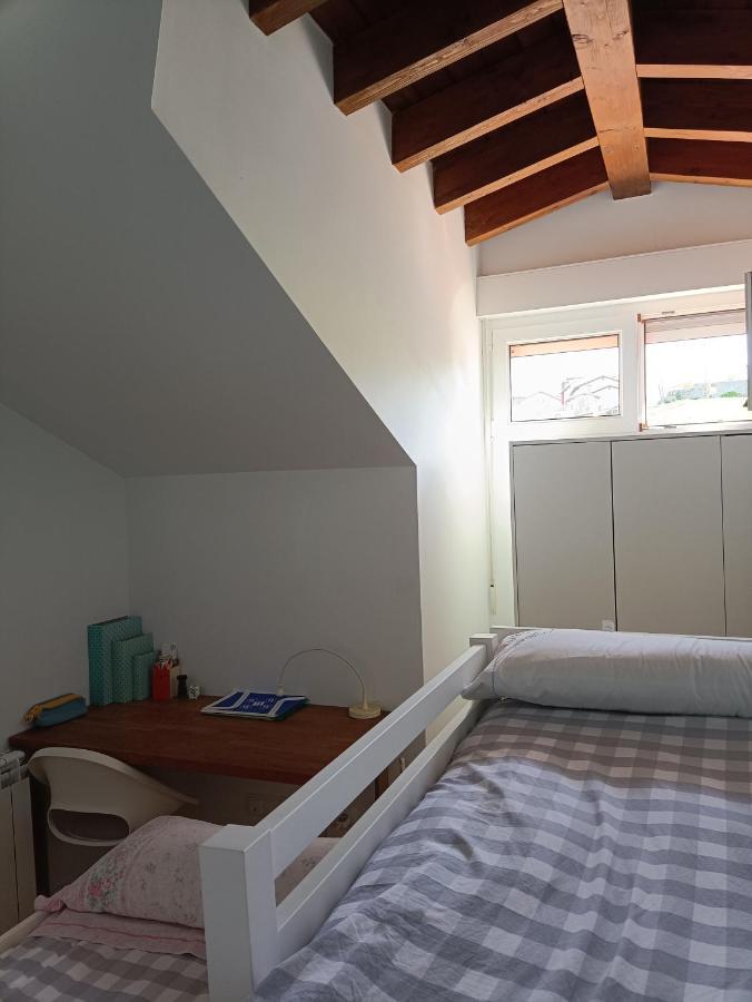 Duplex En Комильяс Экстерьер фото